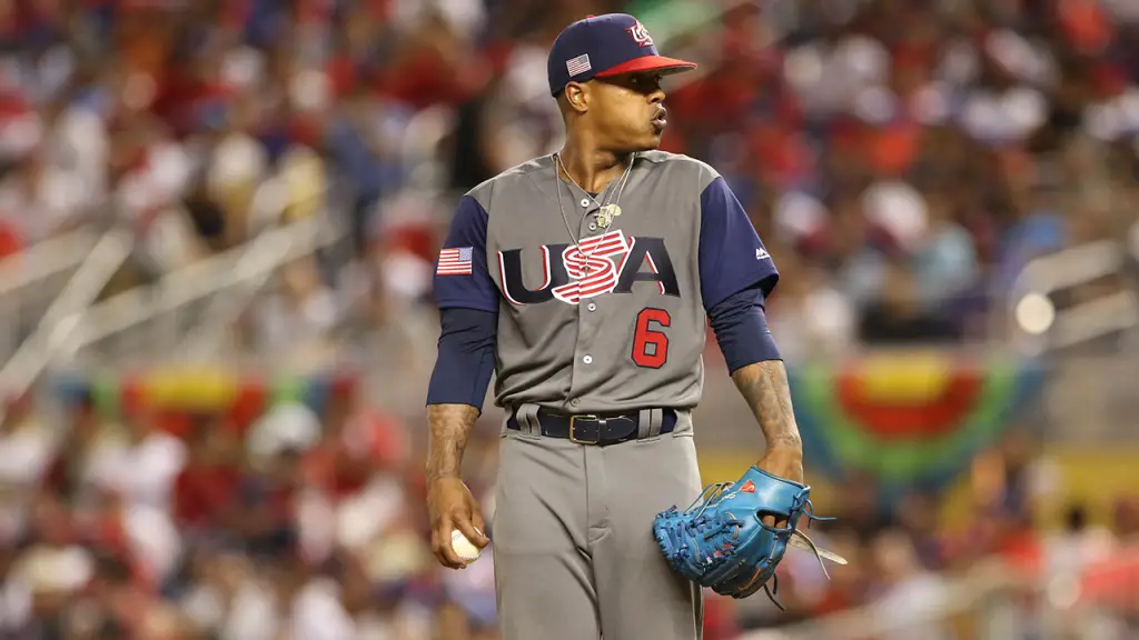 How to become a professional baseball player