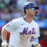 Generosity on the Diamond: How Cal Raleigh’s Gesture Inspires a New Generation of Fans