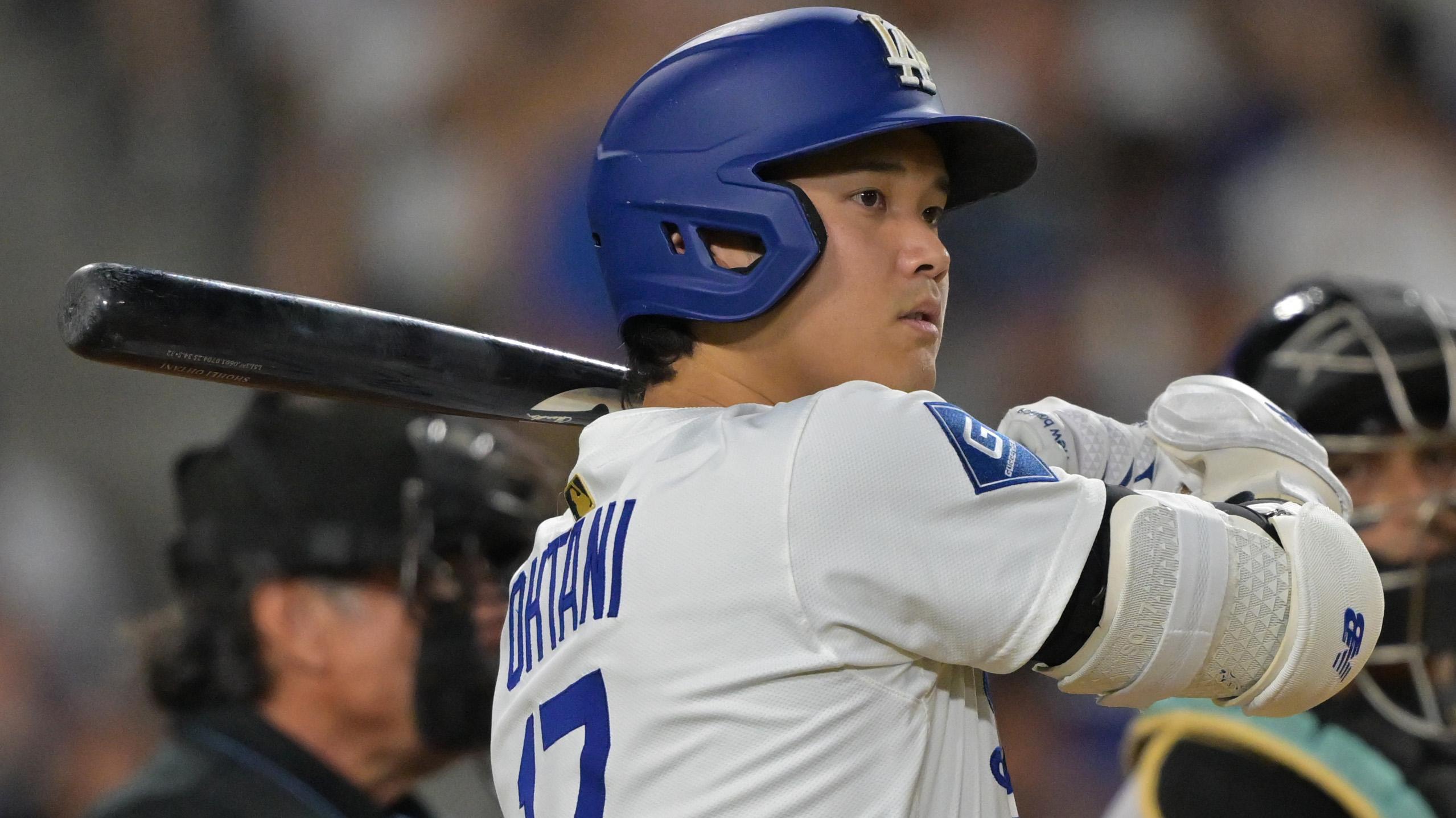 Arizona Diamondbacks v Los Angeles Dodgers