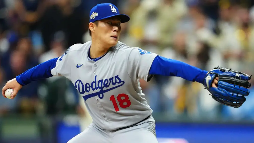 Championship Series - Los Angeles Dodgers v Milwaukee Brewers - Game 2