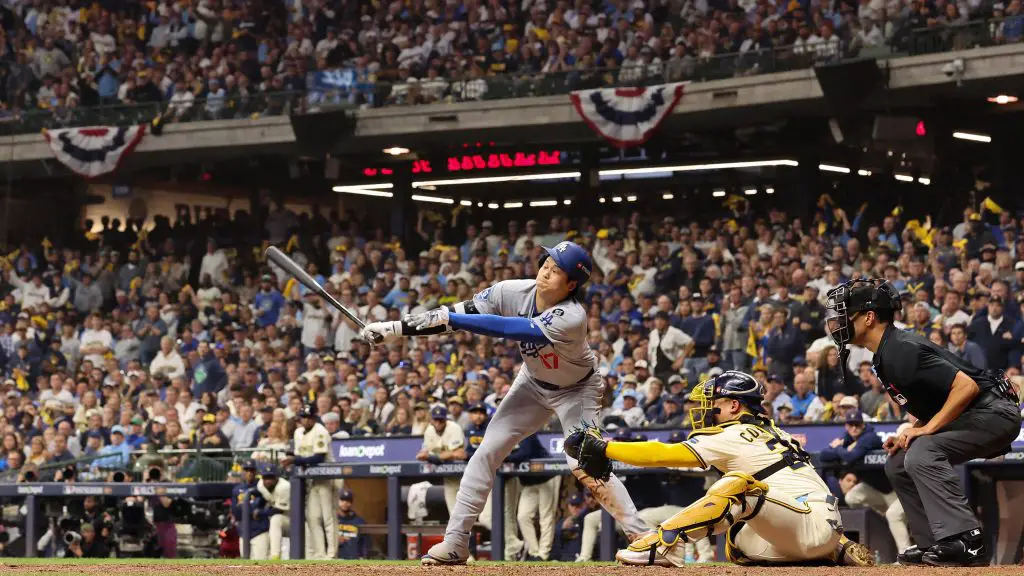 National League Championship Series - Los Angeles Dodgers v Milwaukee Brewers - Game Two