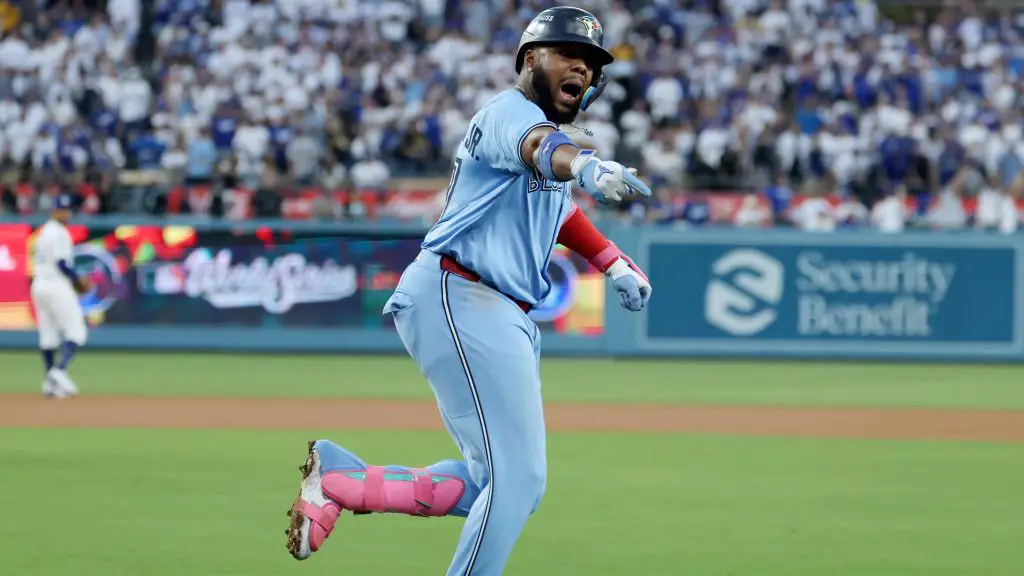 Dodgers vs Bllue Jays at Dodger Stadium