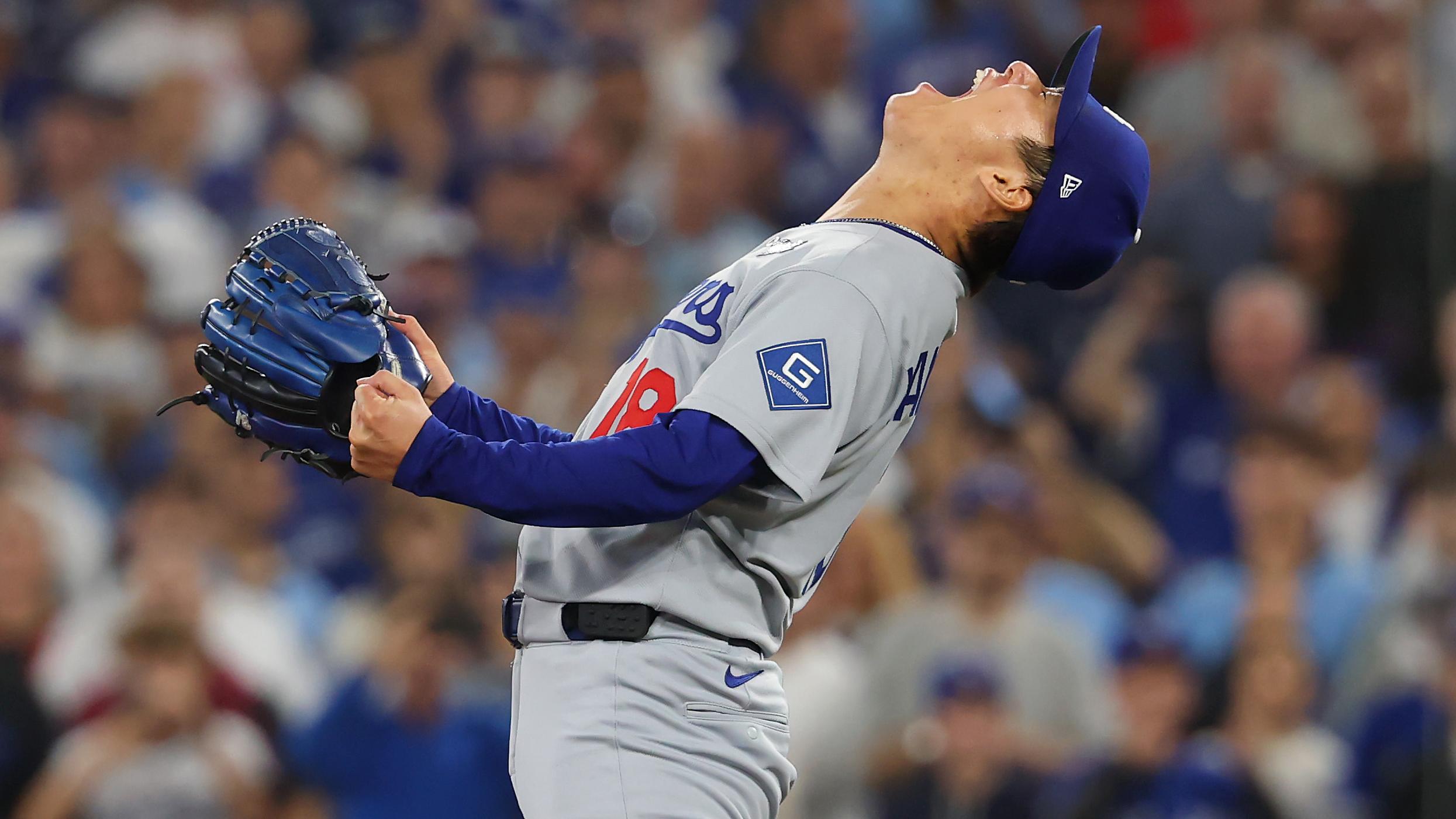 World Series - Los Angeles Dodgers v Toronto Blue Jays - Game Seven