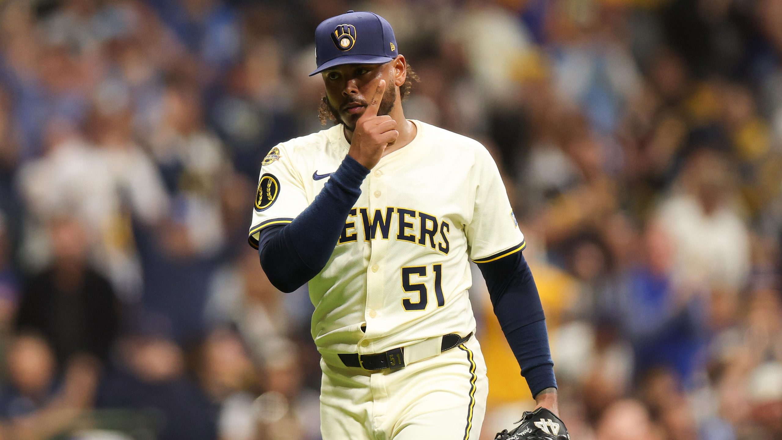 National League Championship Series - Los Angeles Dodgers v Milwaukee Brewers - Game Two