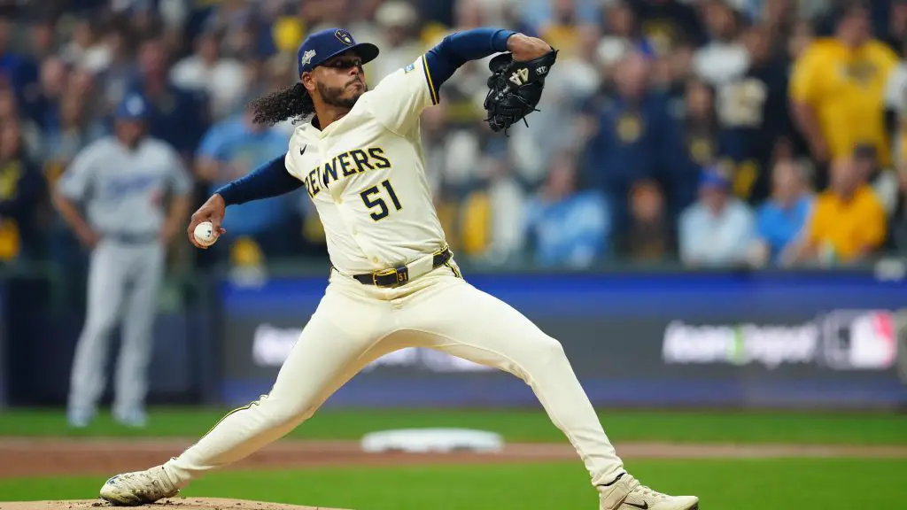 Championship Series - Los Angeles Dodgers v Milwaukee Brewers - Game 2