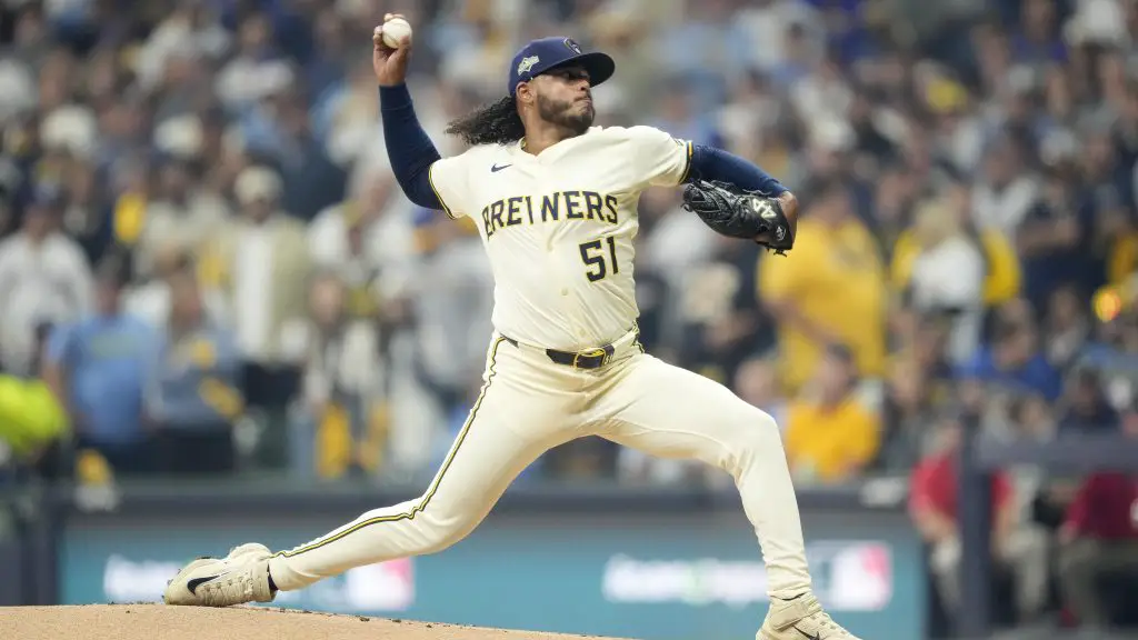 National League Championship Series - Los Angeles Dodgers v Milwaukee Brewers - Game Two